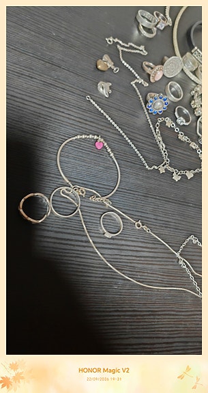 Product image 15 of 18