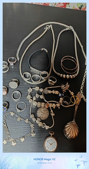 Product image 16 of 18
