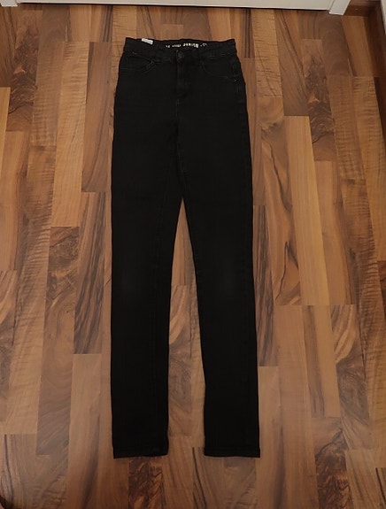 Product image 1 of 10