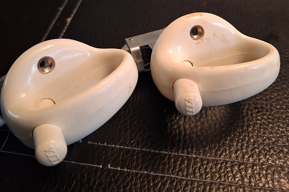 Product image 1 of 2