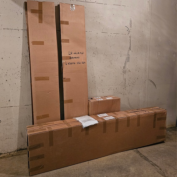Product image 1 of 8