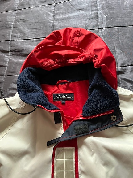 Product image 1 of 2