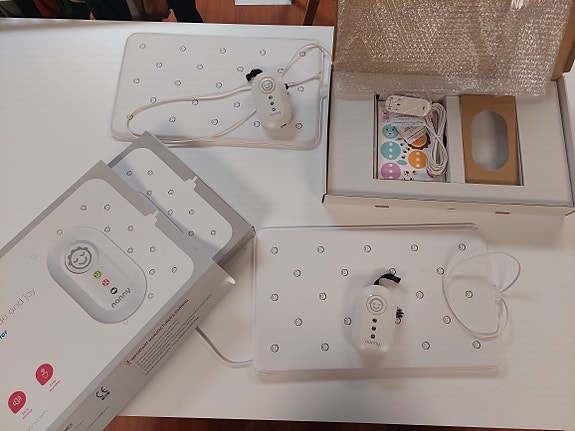 Product image 1 of 2