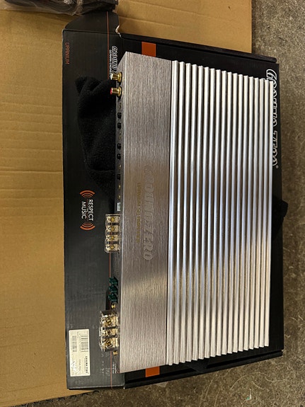 Product image 1 of 4