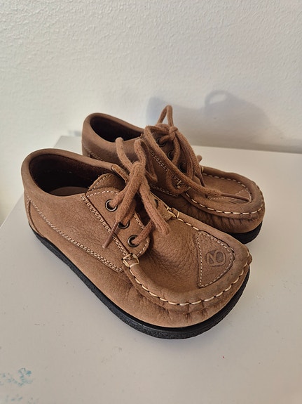 Product image 1 of 9