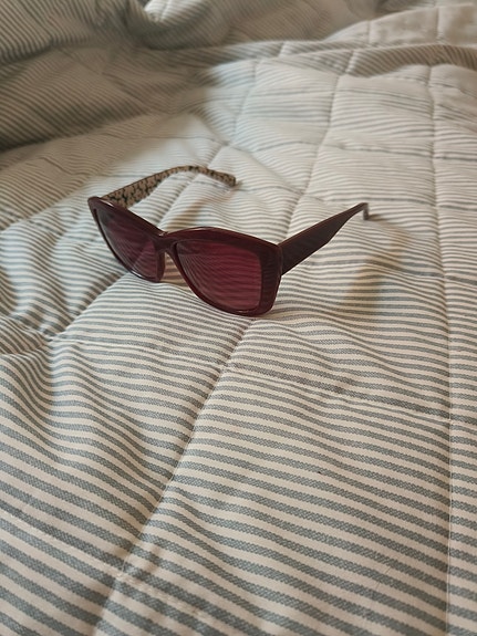 Product image 1 of 9