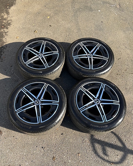 Product image 1 of 10