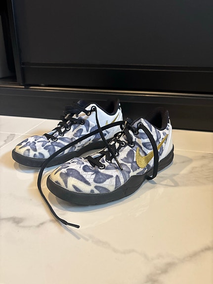 Product image 1 of 4