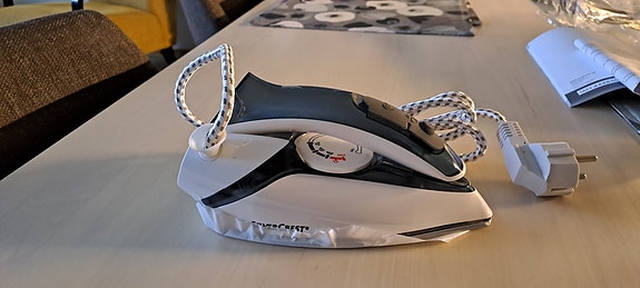 Product image 1 of 2
