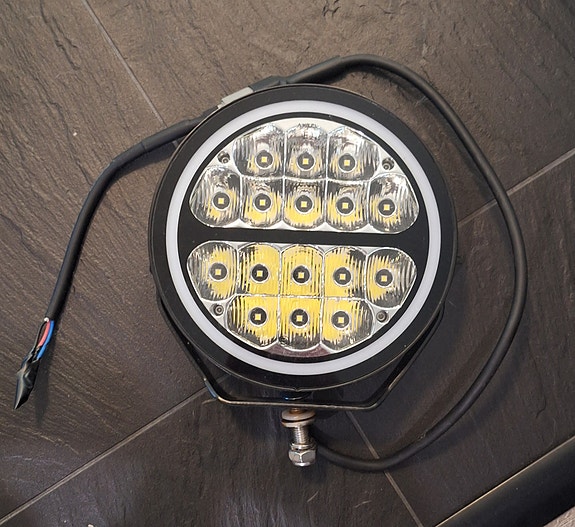 Product image 1 of 2