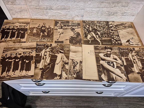 Product image 1 of 3