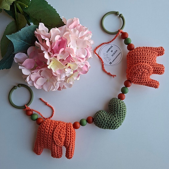 Virkattu norsu vaunulelu / kaukalolelu 🩷