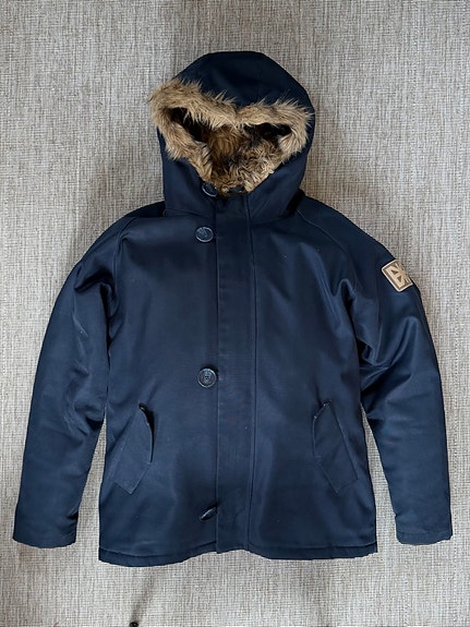 Product image 1 of 9