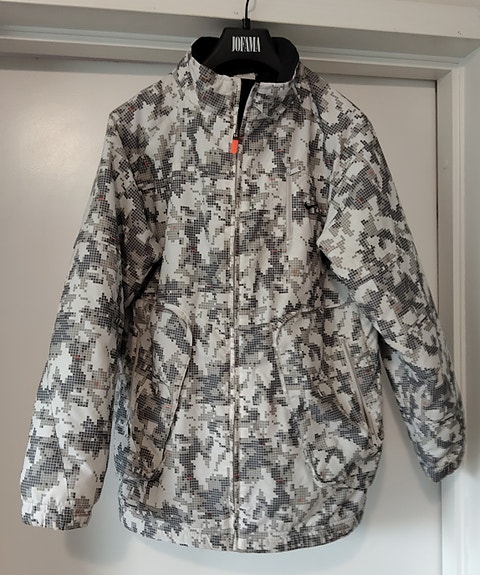Product image 1 of 4