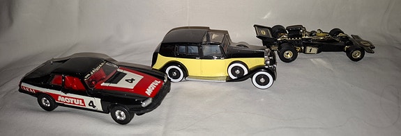 Product image 1 of 4