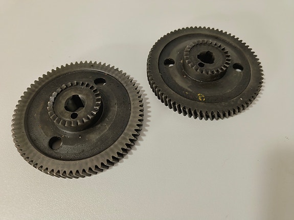 Product image 1 of 2