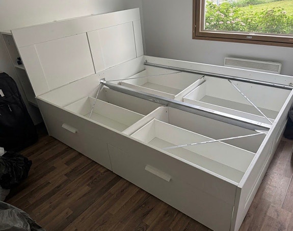 Product image 1 of 2