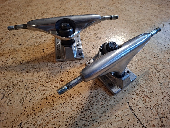 Product image 1 of 5