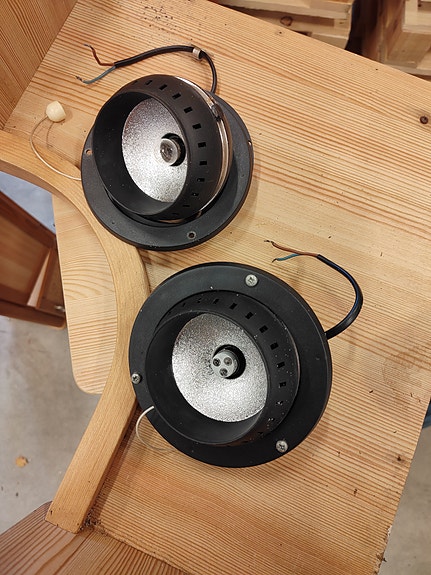 Product image 1 of 2