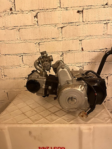 Product image 1 of 8