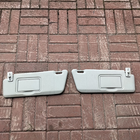 Product image 1 of 8