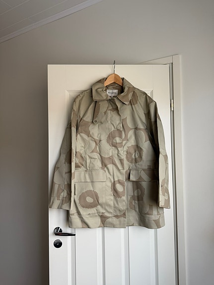 Product image 1 of 6
