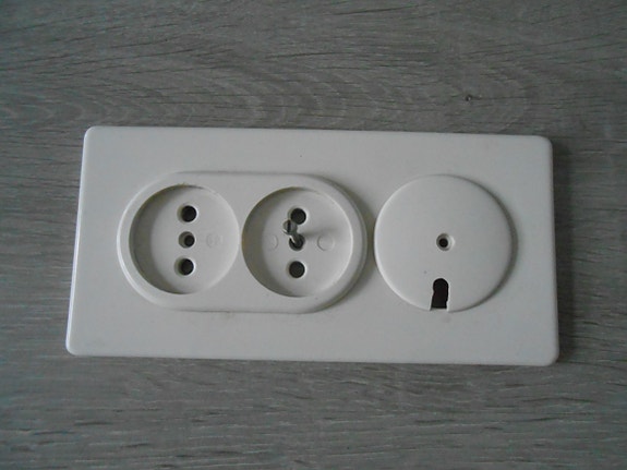 Product image 1 of 2