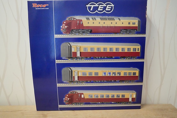 Product image 1 of 8