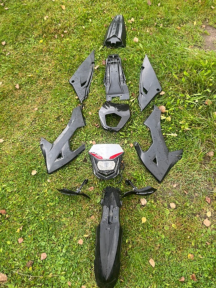 Product image 1 of 4