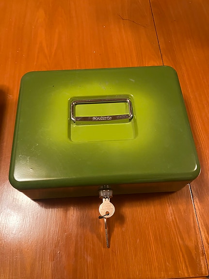 Product image 1 of 2