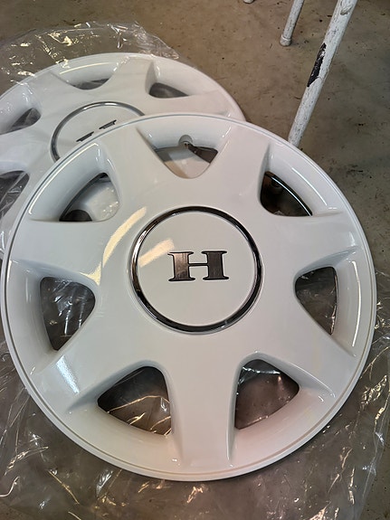 Product image 1 of 3
