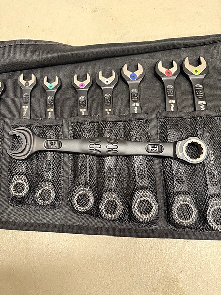Product image 3 of 9