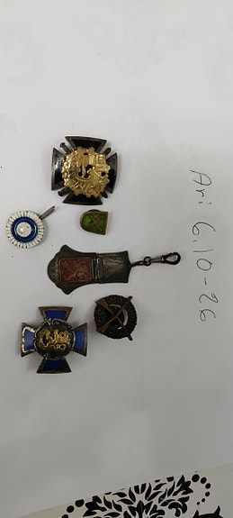 Product image 1 of 4