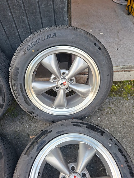 Product image 1 of 9