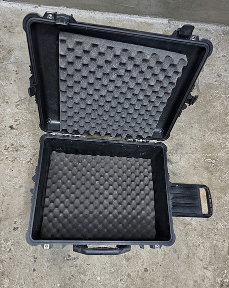 Product image 1 of 2
