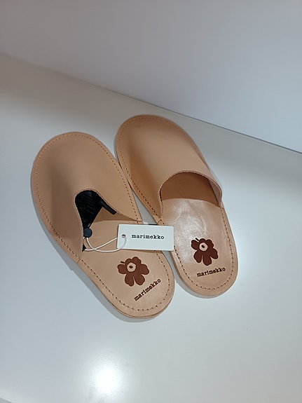 Product image 1 of 8