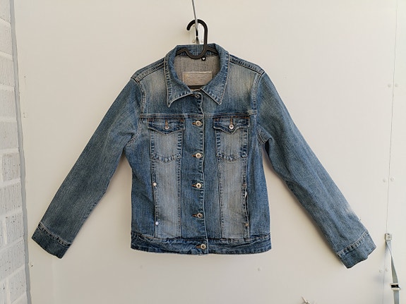 Product image 1 of 7