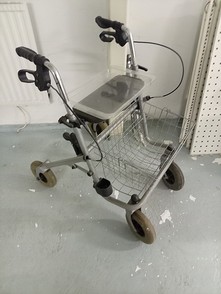 Product image 1 of 4