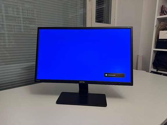 Product image 1 of 8