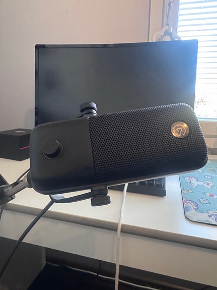 Product image 1 of 4