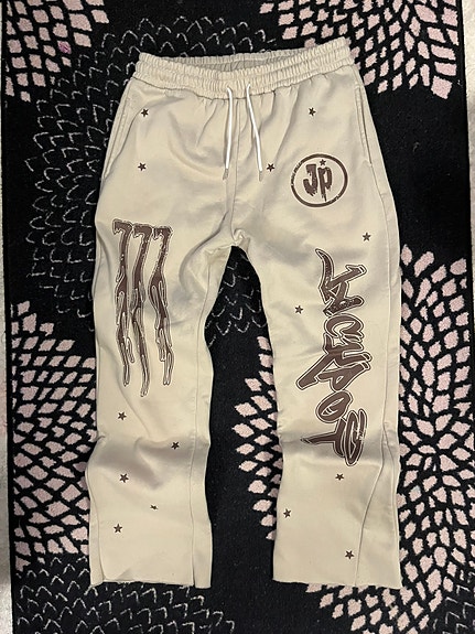 Product image 1 of 3