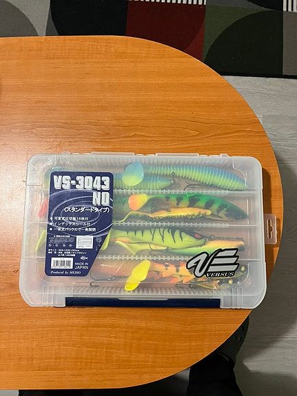 Product image 1 of 3