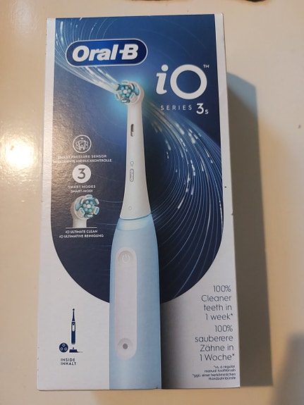 Product image 1 of 3