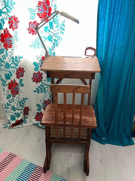 Product image 1 of 2