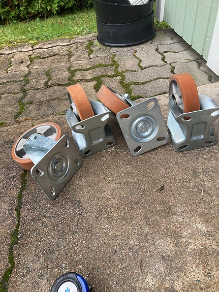 Product image 1 of 3