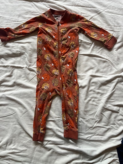 Product image 1 of 4