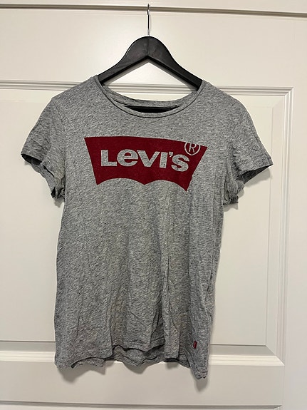 Levi’s t-paita