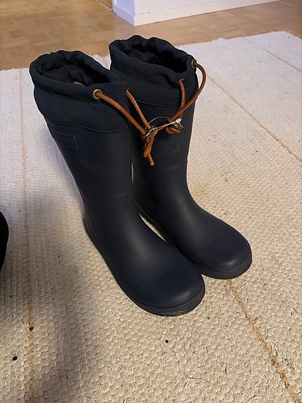 Product image 1 of 7