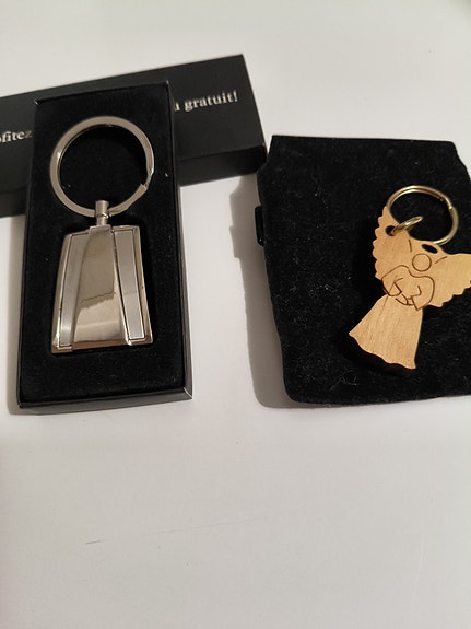 Product image 1 of 3