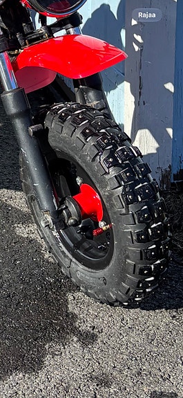 Product image 1 of 2